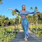 Valentina Shevchenko Instagram - Lotus field surrounded by coconut trees 🪷☀️🌴☀️🪷 #Samui #Thailand #RoadTravel #Lotus Koh Samui Island, Thailand