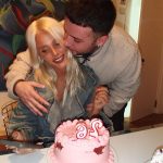 Valentina Zenere Instagram - 💖💖💖💖💖💖cumpleaños feliz, 26 años y me siento enormeeee ke me pasa. Tengo los mejores amigos que han logrado sorprenderme y hacerme feliz una vez más, gracias a todos por los mensajes de amor. Deseo siempre lo mejor que tenga esta vida para toda esta gente que amooo gracias