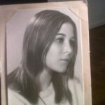 Verónica Lozano Instagram - Buscar en el carrete , buscarte para tenerte un ratito .. fotos q nos hacen viajar en el tiempo , que nos traen sabores y aromas . Estás en mi , en mi corazón ♥️ Mamá, ma , mami! Te extraño y te tengo . Gracias Antony por hacerme mamá, por este viaje hermoso y loco , por nuestros días de amor y de peleas. Gracias por este desafío . Gracias Corchi por la familia q somos 💝• Feliz día para todas las Mamás de este universo 🐶🐈👶🏻🌸💘