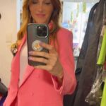 Verónica Lozano Instagram - Trajecito espectacular 💖🌷💕🫦 @vlbyantolin • @cristinacagnina @maruvenancio @importedfashionthings 🚀