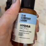 Verónica Lozano Instagram - Mis días con @thechemistlook_ar Tres tipos de crema hidratante para todas las pieles. Es la misma matriz de ingredientes pero en distinta composición y texturas, lo que las hace ideales para usar en distintos momentos del día 😍 Un viaje de ida 💦🩵