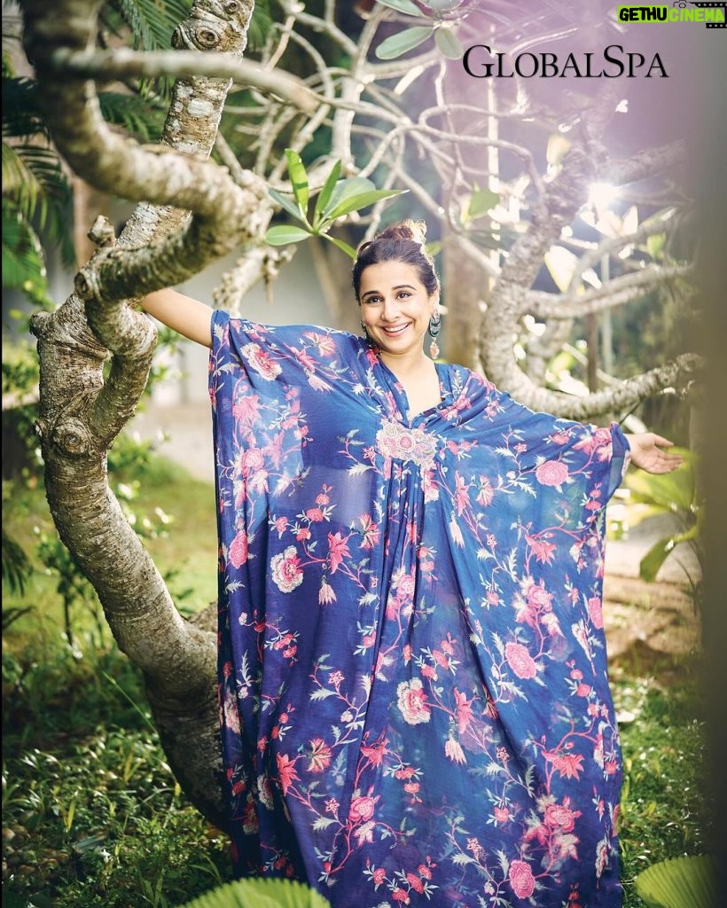 Vidya Balan Instagram - 🌱🌝🌊 Magazine: GlobalSpa Magazine (@globalspaindia ) Chief Editor: Parineeta Sethi (@parineetasethi ) Photographer: Rohn Pingale (@rohnpingalay ) Makeup: Harshal Jariwala (@harshjariwala158 ) Hair: Shalakha Bhosle (@bhosleshalaka ) Styling: Who wore what when (@who_wore_what_when ) Pranay Jaitly & Shounak Amonkar Fashion Team: Shubham Jawanjal (@d.shubham_j ) Chaitanya Balvant (@chaitanya_fashion_ ) Management: Matrix India entertainment consultants (@sandhu_aditi ) Publicist: Sanchita Trivedi (@sanchitatrivedi @idhyahmedia ) Location: Carnoustie Ayurveda & Wellness Resort, Kerala (@carnoustieresorts )