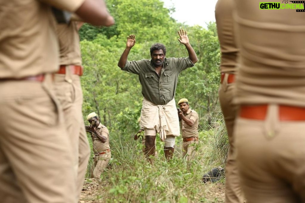 Vijay Sethupathi Instagram - Exclusive Stills From #ViduthalaiPart2 An #ilaiyaraaja Musical #VetriMaaran @actorvijaysethupathi @soorimuthuchamy @elredkumar @rsinfotainment @bhavanisre @chetan_k_a @r.velraj.isc @dirrajivmenon @gauthamvasudevmenon #Jackson #GrassRootFilmCompany @redgiantmovies_ @mani.rsinfo @sonymusic_south @donechannel1 @abdulspost @ctcmediaboy