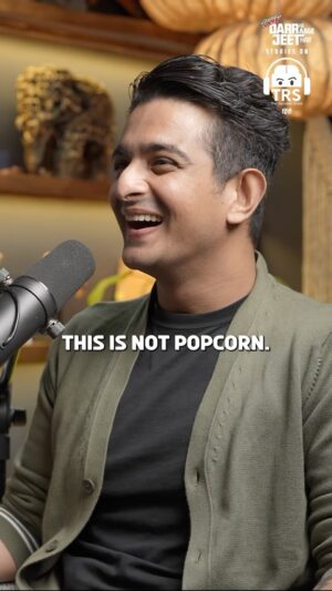 Vikas Khanna Instagram - Chef Vikas Khanna spills the beans on the craziest bites in India! 🍴🍲

Source - #TheRanveerShowहिंदी Episode 216 ft. @vikaskhannagroup

@mountaindewin 

#food #india #BeerBiceps
