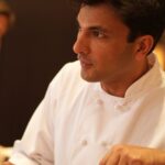 Vikas Khanna Instagram - One of the most important questions students in culinary schools ask me, “what’s more important passion or hard-work?” I’ll have to say that it about the balance of passion, hard-work & most importantly DISCIPLINE. Biggest talent is discipline & dedication. ❤️ New York, New York