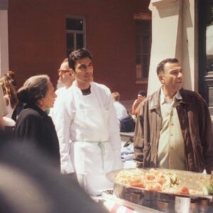 Vikas Khanna Instagram - Yesterday was my Papa’s Birthday. 
And I kept thinking about him all day. 

In 2002, he visited me in New York & at that time I was selling food on the streets of New York in Tribeca. I know that he was heartbroken of see me starting from the very bottom. 

It’s been a long journey to represent Indian Cuisine on the highest scale & dignity in North America. 

I hope he will be proud to watch @bungalowny being created. 

I hope he is blessing us to represent our culture to the World. 
I hope he is proud. ❤️⭐️❤️⭐️

37 Days To Go