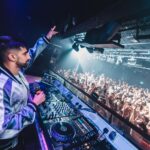 Vikram Barn Instagram - Where to next? London, Unιted Kingdom
