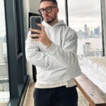 Vinny Guadagnino Instagram - If y’all love each other so much, switch phones today !