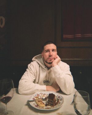 Vinny Guadagnino Instagram - you know how it goes when they can’t get a reservation up in Carbone