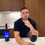 Vinny Guadagnino Instagram - Single King here. Celebrating ME! And you can celebrate YOU too with @visiblemobile. Get your own unlimited plan with Visible by Verizon Wireless for just $30/mo. #VisiblePartner
