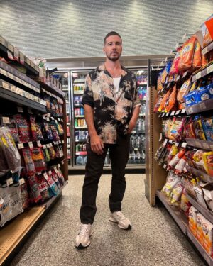 Vinny Guadagnino Instagram - goin to the store, let me know if you guys need anything ?