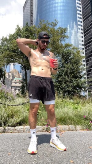 Vinny Guadagnino Instagram - hi