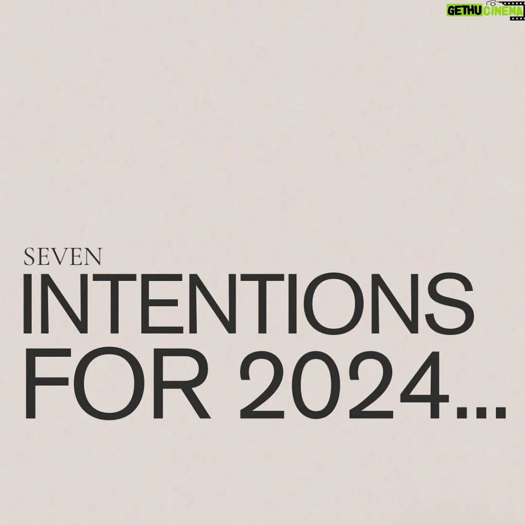 Viola Davis Instagram - As 2024 approaches, I intend to walk into the new year with a lighter heart, a clearer mind, and a spirit that is ready for joy. What are some of y’all’s intentions, declarations, or affirmations for 2024? ✍🏽@alex_elle