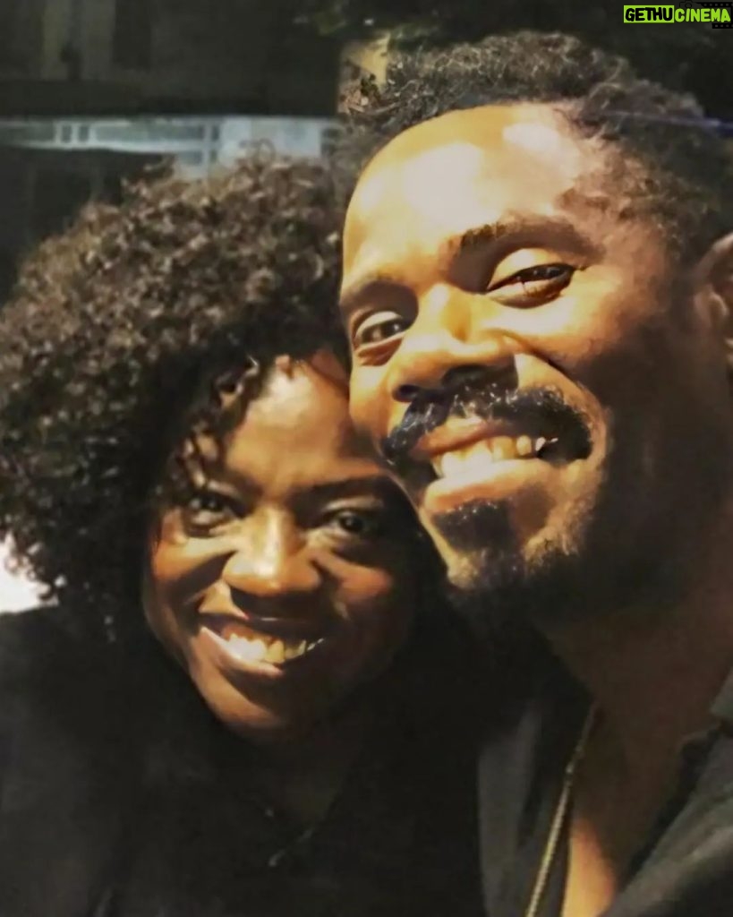 Viola Davis Instagram - Happy birthday you dapper, brilliant artist man!! You are a joy to work with and know! This is your year @KingOfBingo! SHINE ❤️❤️❤️