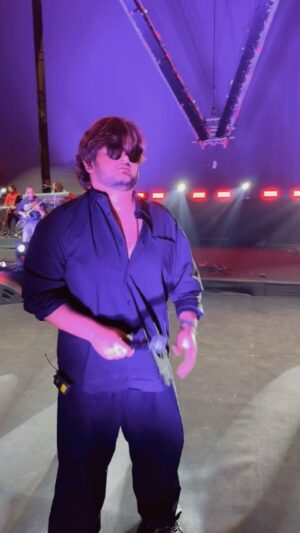 Vishal Mishra Instagram - Already feeling it 🤩🎶🎤 Milte Hai 9 tareek Ko lucknow me ❤️ #VishalMishraLive