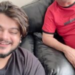 Vishal Mishra Instagram - Sabse badi khushi❤️ Papa singing #zihaalemiskin 😍 Ye Meri forever fav #reel ho gayi aaj se 🎶💕 . #instareel #vishalmishra #teamwork