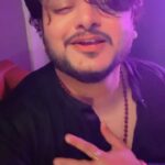 Vishal Mishra Instagram - Mai Dil Ko Samjha Lunga Tu Khayal Tera Rakhna..💔 #zihaalemiskin trending number 1 🎶 Puri Team Apki Shukraguzaar Hai.❤️ Keep playing keep loving .. . . #VishalMishra #Reels #InstaReels #JavedMohsin #ShreyaGhoshal #kunaalverma #ZihaalEMiskin #rohitzinjurke #nimritahluwalia