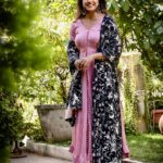 Vithika Sheru Instagram - Be Obsessed With Your Own Potential 🩷 . . Outfit - @bhargavikunam