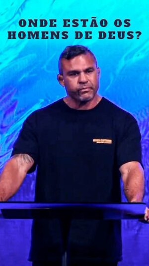 Vitor Belfort Instagram - “Nos últimos dias, muitos falsos profetas surgirão e enganarão a muitos.” (Mateus 24:11) Hoje, os púlpitos das igrejas estão saturados desses enganos. Sob o pretexto de religiosidade, proliferam discursos vazios, desprovidos de verdade e amor genuíno. É hora de discernir entre a luz e as trevas, entre a verdade e a falsidade. Que a Palavra de Deus seja nossa bússola, guiando-nos através das ilusões deste mundo.”

“In the last days many false prophets will arise and deceive many.” (Matthew 24:11) Today, church pulpits are saturated with these deceptions. Under the pretext of religiosity, empty speeches proliferate, devoid of truth and genuine love. It is time to discern between light and darkness, between truth and falsehood. May the Word of God be our compass, guiding us through the illusions of this world.”

#homemdeDeus #jesus #pai #marido #juatificado #pecador #salvopelagraca