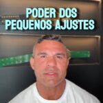Vitor Belfort Instagram - O poder dos pequenos ajustes, para grandes mudanças é necessário pequenos ajustes, você precisa ter controle nas cinco áreas da sua vida que mais influenciam, que são: o que você pensa, come, bebe, assiste e ouve e nesse vídeo eu te mostro como você consegue dominar elas. The power of small adjustments, for big changes you need small adjustments, you need to have control in the five areas of your life that influence the most, which are: what you think, eat, drink, watch and listen to and in this video I show you how you can master them.