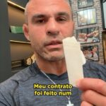 Vitor Belfort Instagram - As derrotas existem para que possamos aprender e melhorar cada vez mais. Não deixe de ter ao seu lado as pessoas certas, que vão assinar junto contigo o contrato da lealdade e da dedicação. Tenha sempre por perto algo que te lembre o porquê resolveu trilhar esse caminho. // Defeats exist so that we can learn and improve more and more. Make sure you have the right people by your side, who will sign the loyalty and dedication contract with you. Always have something nearby that reminds you why you decided to follow this path. #belfortclub #belforttraining #motivation #mma #ufc #lifestyle #mindset