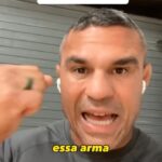 Vitor Belfort Instagram - PREGUIÇA: um dos nossos maiores adversários. A todo momento nós lutamos essa batalha, às vezes vencemos, às vezes não. Toda ação tem uma reação, mas toda falta de ação também tem, e quando você escolhe não fazer nada, terá que lidar com as consequências. Aqui no Belfort Club eu tenho muitas aulas que vão te ajudar e te levar rumo a uma vida de melhores escolhas, mais sucesso e mais saúde. O link tá na BIO. // SLOTH: one of our biggest opponents. Every moment we fight this battle, sometimes we win, sometimes we don’t. Every action has a reaction, but so does every lack of action, and when you decide to do nothing, you’ll have to deal with the consequences. Here at Belfort Club, I have many lessons that will help you and lead you towards a life of better choices, more success and more health. The link is in BIO. #belfortclub #belforttraining #motivation #mma #ufc #lifestyle #mindset