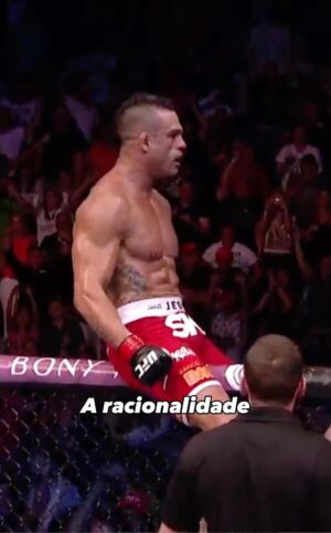 Vitor Belfort Instagram - Mentalidade é o que cria campeões.

Na luta, ela me trouxe inúmeras conquistas que me transformaram no que sou hoje.

Agora é a sua vez de atingir a sua alta performance com base em tudo aquilo que aprendi ao longo desses anos.

Treine comigo de qualquer lugar com o Belfort Training e sinta no seu corpo e na sua mente o poder do treinamento de um campeão. 

Clique no link da bio e vem comigo.

#belfortclub #belforttraining #motivation #mma #ufc #lifestyle #mindset
