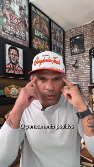 Vitor Belfort Instagram - O pensamento positivo é, de fato, uma habilidade que os seres humanos podem desenvolver. É óbvio que pode trazer benefício para as nossas vidas. Já, no entanto, a fé é algo bem diferente. É um dom e uma graça concedida por Deus.

“Porque pela graça sois salvos, por meio da fé; e isso não vem de vós; é dom de Deus.” Efésios 2:8

#fe #jesus #pensamentopositivosempre #motivacional