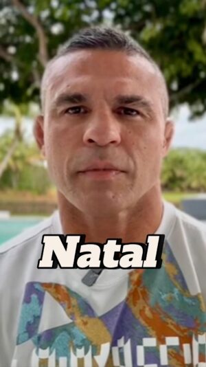 Vitor Belfort Instagram - Hoje comemoraremos o Natal, e essa palavra Natal Significa natalício que é nascimento, nascimento de quem ? Natal é entrada de Deus na terra e a encarnação do verbo de Deus se fazendo homem é Deus enviando o seu filho Para salvar o homem do seus pecados e hoje nós estamos comemorando isso, a maior notícia de todas a maior mensagem de todas que é “  Deus amou o mundo de tal maneira que enviou o seu filho unigênito para todo aquele que nele crê não pereça mas tenha vida eterna” João 3:16

https://youtu.be/q5Yfb1PZbf0?si=jrnMruwutawpxUfm

#natal #jesus #nascimento #verbodedeus #encarnacaodedeusnaterra #paz