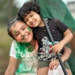 Vriddhi Vishal Instagram - With ma Kittu ❤️❤️🇮🇳🇮🇳🇮🇳❤️❤️❤️ 📸 @vishal_kannan03 #happyrepublicday #withkittu #brother #brothrlove❤️