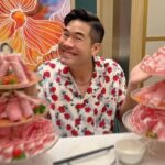 Vuthithorn Milintachinda Instagram - ชาบูอะไรกินแล้วสวย งงมาก !!