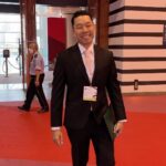 Vuthithorn Milintachinda Instagram - วันนี้แบรนด์ S2O ได้รับเกียรติให้ไปพูดในเวที BIP Asia Hong Kong (Business of IP Asia Forum) เป็นงานที่เชิญมืออาชีพและผู้นำจากธุรกิจทั่วโลกในด้านทรัพย์สินทางปัญญามาพูดคุยกันเพื่อส่งเสริมการพัฒนาด้านทรัพย์สินทางปัญญา และโอกาสในการร่วมมือกันในระดับโลก วู้ดดี้รู้สึกภูมิใจที่ได้เป็นส่วนหนึ่งในการสร้างแบรนด์ไทยให้มีมูลค่าทางด้าน IP และสามารถแชร์ success story ของการ license แบรนด์ไปต่างประเทศในเวทีนี้ได้ ต้องขอบคุณน้องชาย @mrpulin ที่ไปเป็น Speaker ในครั้งนี้ และที่สำคัญมันเป็นเวทีที่จะช่วยทำให้การส่งออกอีเว้นท์ของไทยเป็นไปได้ ดีใจที่เป็นส่วนหนึ่งในการสร้าง soft power ให้กันประเทศไทย . จากวันที่วู้ดดี้อยากทำปาร์ตี้สงกรานต์ให้กับคนไทยเพื่อได้สนุกด้วยกันแบบปลอดภัย และได้รับประสบการณ์แปลกใหม่ ผสมผสานน้ำ แสง สี เสียงและดนตรี กับโปรดักชั่นระดับโลก จนวันนี้ S2O Festivalได้ License ไปสู่ญี่ปุ่น ไต้หวัน เกาหลี จีน ฮ่องกง และกำลังจะมีอีก 2 ประเทศ ข้ามทวีปเอเชียแล้ว (ขออุบไว้ก่อนนะ) . ขอบคุณคนไทยที่สนับสนุนงาน S2O มาโดยตลอด และสุดท้ายนี้ขอบคุณกรมทรัพย์สินทางปัญญาที่ให้เกียรติเลือกแบรนด์ S2O ไปเป็นตัวแทนประเทศไทยในครั้งนี้ . แอบตื่นเต้น! เห็นแบรนด์อย่าง Louis Vuitton, Bulgari และ Christian Louboutin มาในเวทีนี้ด้วย