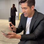 Vuthithorn Milintachinda Instagram - ขอหมอนกับผ้าห่มหน่อย สภาพนี้ วด. น่าจะหลับลึก 😂🔎🕵🏻 . @wandothailand #wandothailand #essentialoil #น้ำมันหอมระเหย #sleepdee #สเปรย์ฉีดหมอน #นอนไม่หลับ