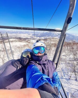 Vuthithorn Milintachinda Instagram - มุ้งมิ้งออนเดอะเมาน์เท่น 
Ski day with @woodytalk 🥰🥰