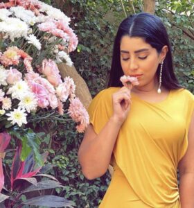 Wafaa Amer Instagram - كل سنةً انتي طيبه يا تونة العمر كله في سعادة و هنا ان شاءالله. ❤️ @aytenamer