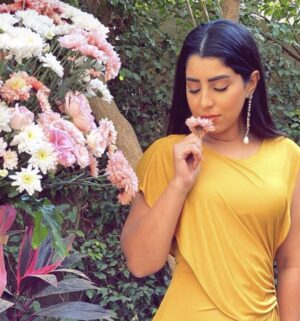 Wafaa Amer Instagram - كل سنةً انتي طيبه يا تونة العمر كله في سعادة و هنا ان شاءالله. ❤️ @aytenamer