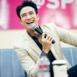 Warintorn Panhakarn Instagram - เอาจริงๆคือ ตื่นเต้นกว่าออก event อีก !! งานวันนี้มันมีคุณค่ากับใจผมมากๆเลยนะ ❤️ เรียกว่าเป็นการเล่าประสบการณ์สู่กันฟังมากกว่า จริงจังบ้าง ตลกบ้างผสมกันไป 😁 ขอบคุณพี่เสือ และทางมหาวิทยาลัยศรีปทุมชลบุรีมากเลยครับที่ให้เกียรติผม เชิญผมไปพูดคุย นี่เป็นงานแรกของผมเลยครับ หวังว่าทุกคนในวันนี้จะได้ประโยชน์นะครับ ❤️🙏🏼 #มหาวิทยาลัยศรีปทุมชลบุรี #spu #03032024