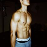 Way-ar Sangngern Instagram - Who’s gonna carry the boats?