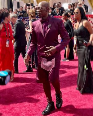Wesley Snipes Instagram - Stylin’ in @bogardbymikeb 🙏🏿 #oscars2022