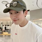 Wi Ha-jun Instagram - Have a happy weekend🐤😊