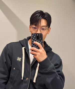 Wi Ha-jun Thumbnail - 1.3 Million Likes - Top Liked Instagram Posts and Photos