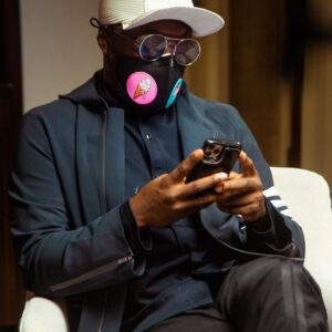Will.i.am Instagram - Work…Work…Work…

I feel like my office is in my pocket and my hands 24/7…

NO DOWN TIME…
GO GO GO!!!

MANIFEST THE DREAM…