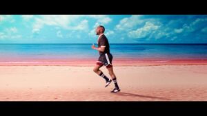 Will.i.am Instagram - Who wants to race me…???

Let’s go…On the count of 3…

1…2…3…HIT IT!!!

#HITiT out now