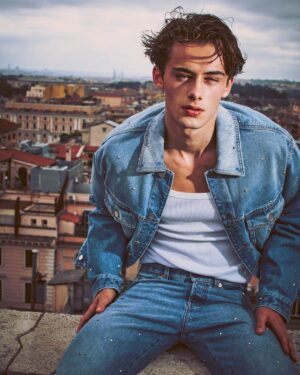 William Franklyn-Miller Instagram - CLOSE SHAVE X @iconmagazine