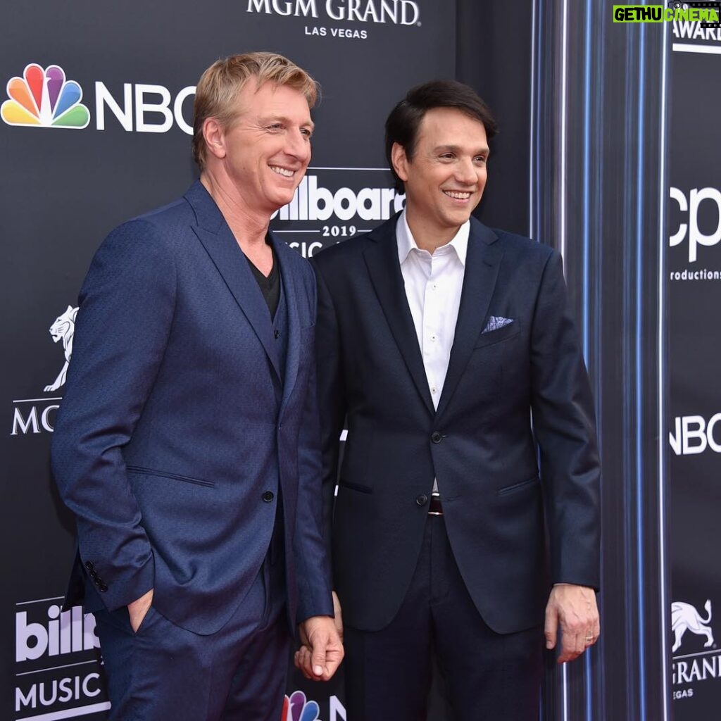 William Zabka Instagram - That’s a wrap. What a great show! Thank you @bbmas — @paulaabdul what an honor to present your amazing performance tonight!