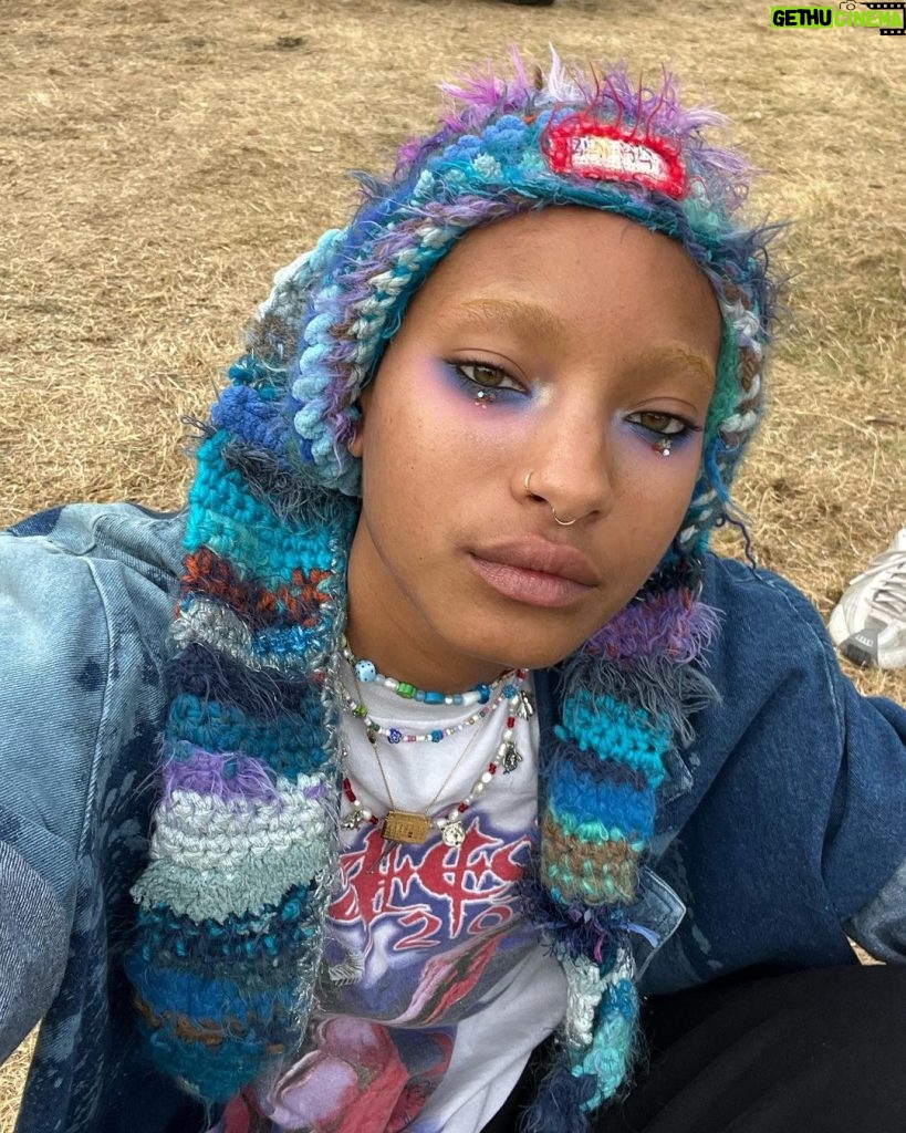 Willow Smith Instagram - to be flawed