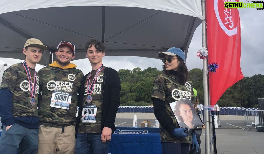 Wyatt Oleff Instagram - had an amazing time today at the LA Big 5k with everyone who came to help support @teencanceramerica ! Thanks to everyone who helped out