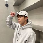 Xiumin Instagram - EXO-L 여러분~ >.< 제가 직접 고르고 디자인한 옷 어때요? Happy Holidays!! 🎄🎄 . . link in Bio #Xiumin_X_Represent #AD #weareoneexo #exo