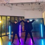 Xiumin Instagram - 오늘 전역하고 처음으로 춤영상을 찍었다!! 몸 굳지 말라고 며칠동안 트레이닝 시켜준 우리 오스피셔스 단장 재준이!! 덕분에 즐거웠어>.< 앞으로 있을 내 무대들 잘 부탁합니다 내가 정말 아끼는 오스피셔스 크루 동생님들🌙