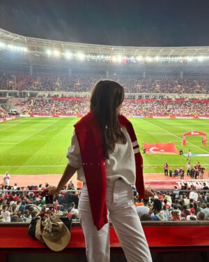 Yağmur Tanrisevsin Instagram - 🇹🇷
